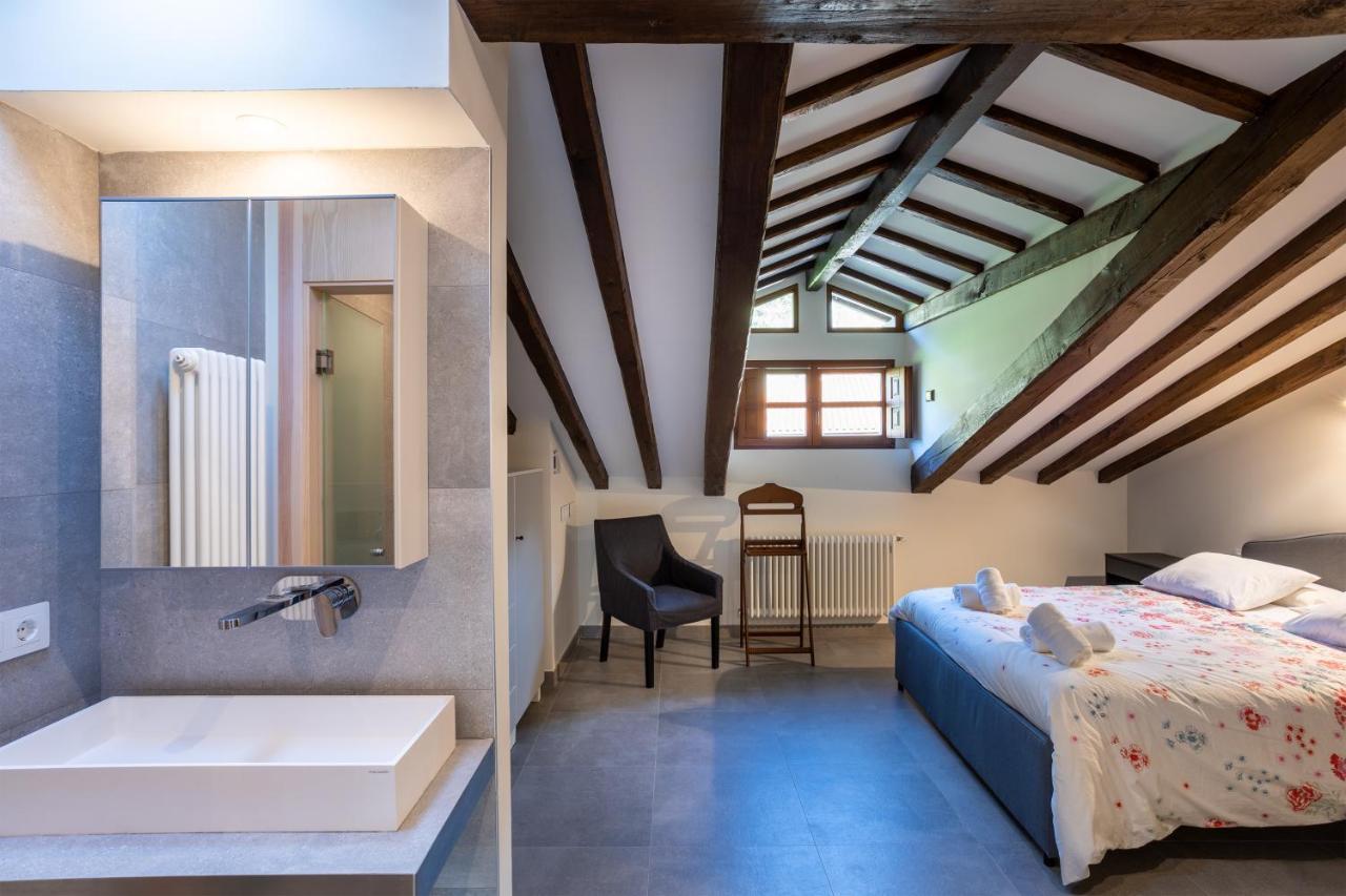 Apartamentos Los Edules Тресеньо Экстерьер фото